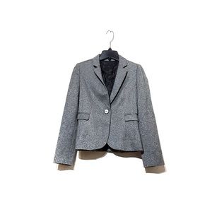 🔥2/$20 Grey blazer, looks great with dresses